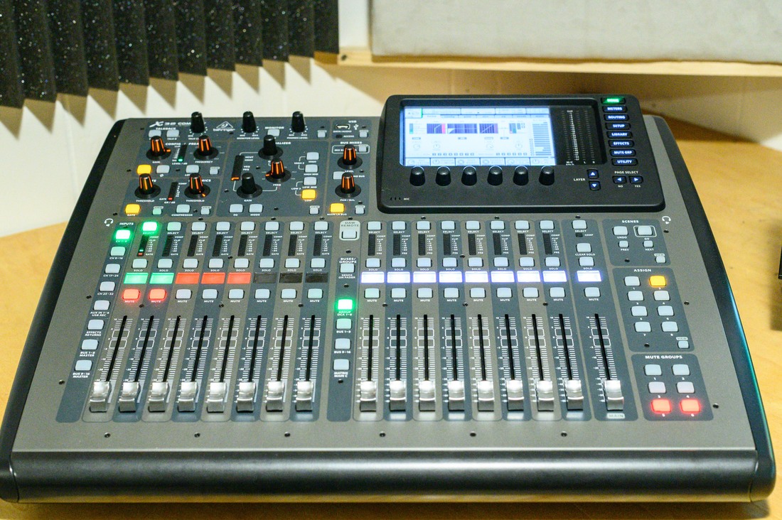 X-32